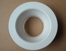 Load image into Gallery viewer, 4&quot; INCH RECESSED CAN LIGHT STEP TRIM BAFFLE R20 PAR20 120V WHITE